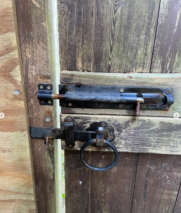 Screenshot 2025-07-12 182408 Ggate ironwork after repair close up